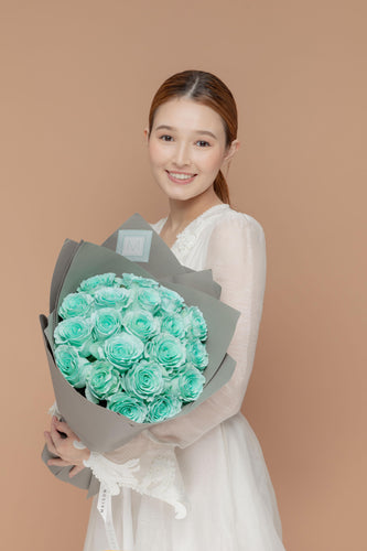 Tiffany  (5days pre order )