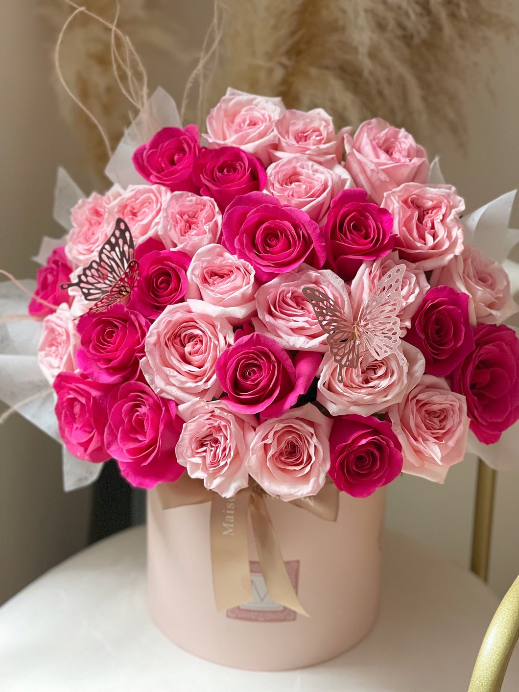 Barbie pink 50 stems bloom box